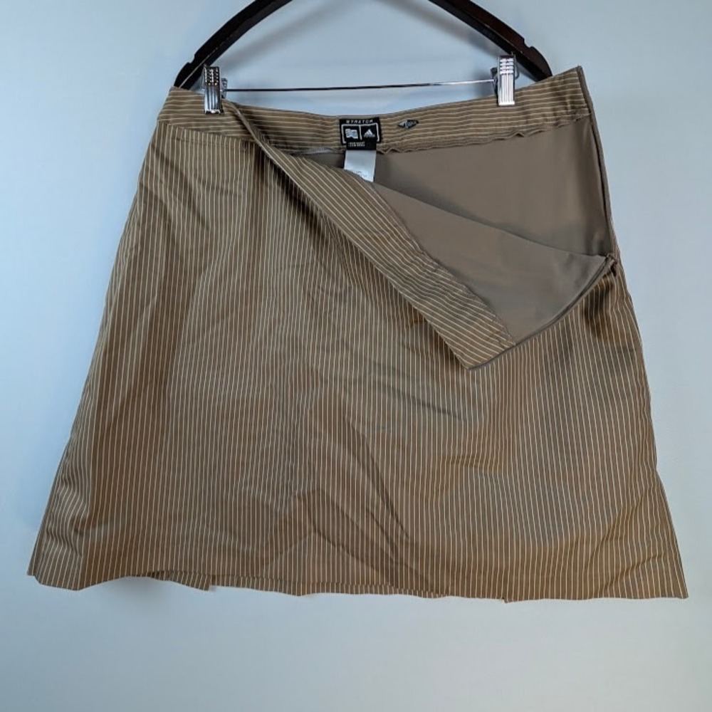 Adidas Women's Golf Skort Skirt Size 14 Latte Brown Stripe Climacool Stretch EUC